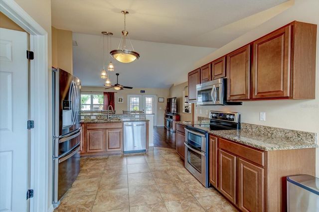 12733 PINE ISLAND DRIVE, Leesburg, FL 34788