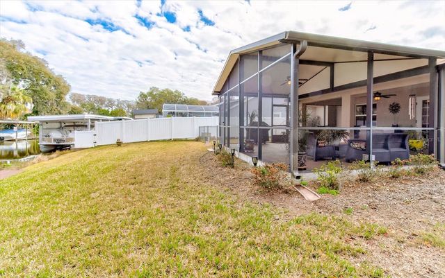 12733 PINE ISLAND DRIVE, Leesburg, FL 34788