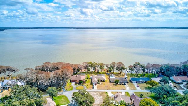 12733 PINE ISLAND DRIVE, Leesburg, FL 34788