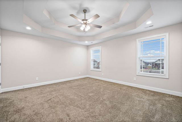 1304 Apple Blossom Rd, Clarksville, TN 37042