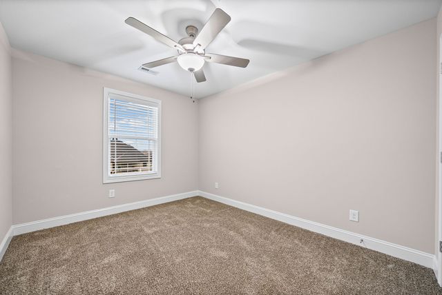 1304 Apple Blossom Rd, Clarksville, TN 37042