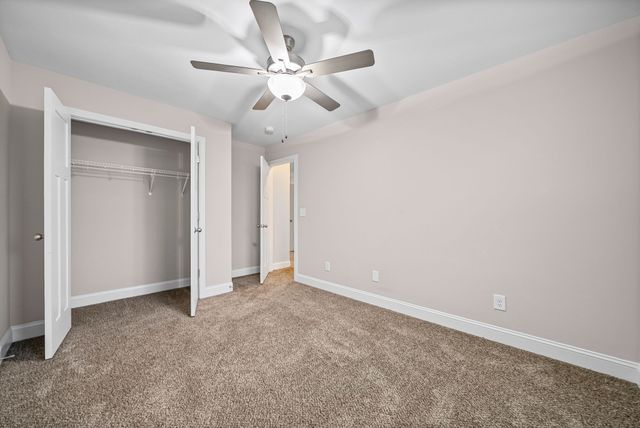 1304 Apple Blossom Rd, Clarksville, TN 37042