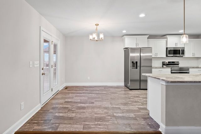 1304 Apple Blossom Rd, Clarksville, TN 37042