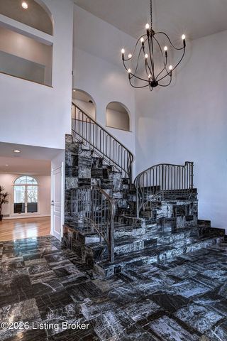 4303 Twin Elms Ct, Louisville, KY 40241