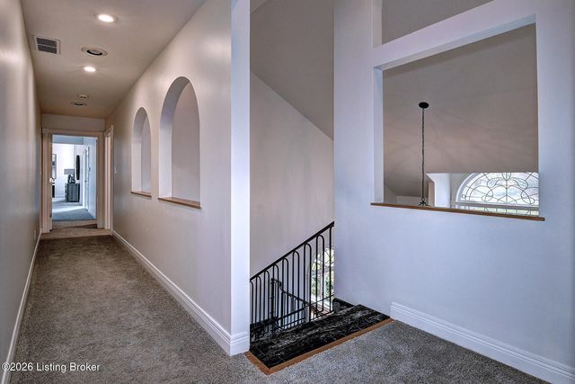 4303 Twin Elms Ct, Louisville, KY 40241