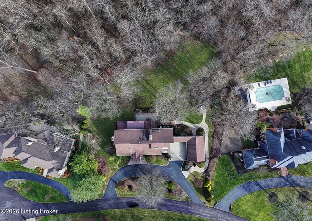 4303 Twin Elms Ct, Louisville, KY 40241