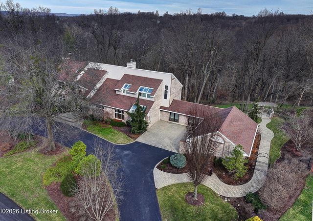 4303 Twin Elms Ct, Louisville, KY 40241