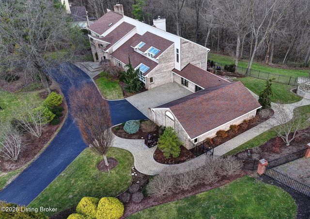 4303 Twin Elms Ct, Louisville, KY 40241