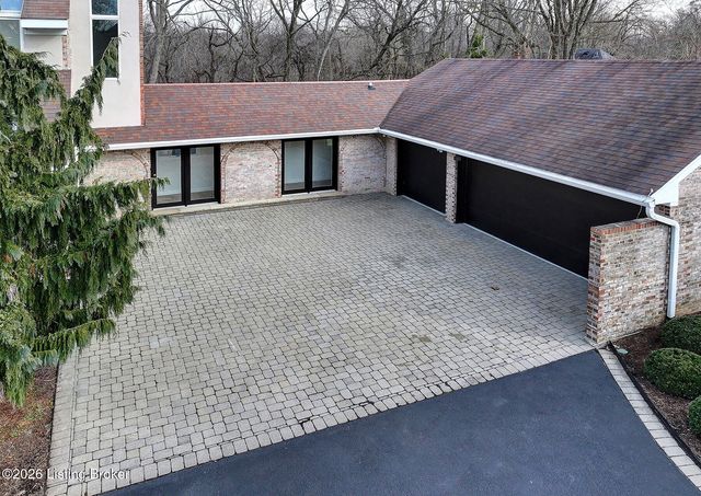 4303 Twin Elms Ct, Louisville, KY 40241