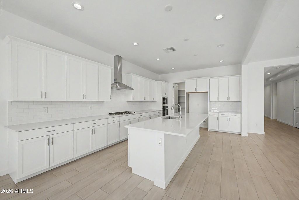 15819 W DESERT HOLLOW Drive, Surprise, AZ 85387 — photo 5