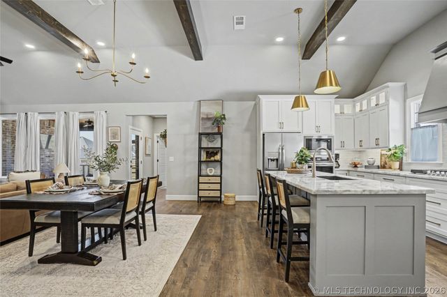 10726 S 281st East Avenue, Coweta, OK 74429