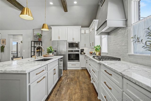 10726 S 281st East Avenue, Coweta, OK 74429