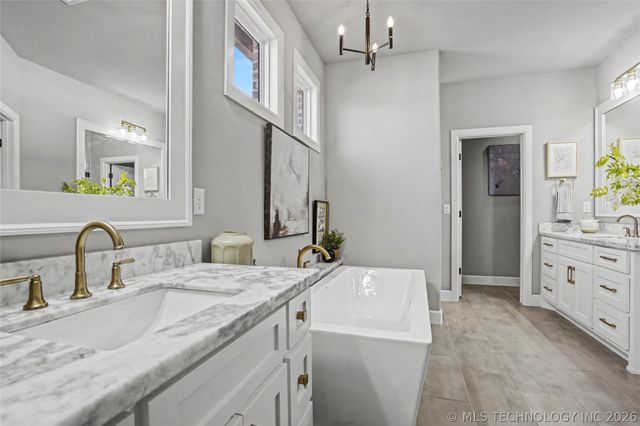 10726 S 281st East Avenue, Coweta, OK 74429