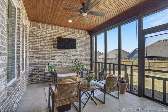 10726 S 281st East Avenue, Coweta, OK 74429