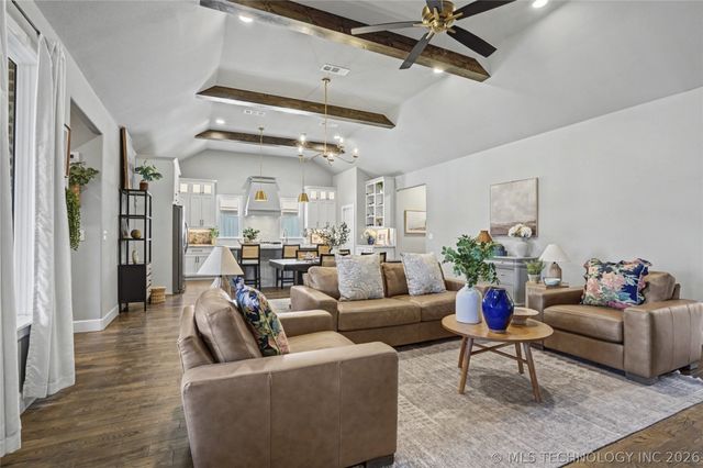 10726 S 281st East Avenue, Coweta, OK 74429