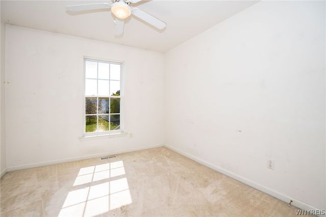 5955 Pinehurst Court, Hamburg, NY 14085