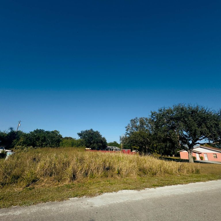 Tbd San Diego Avenue, Fort Pierce, FL 34946