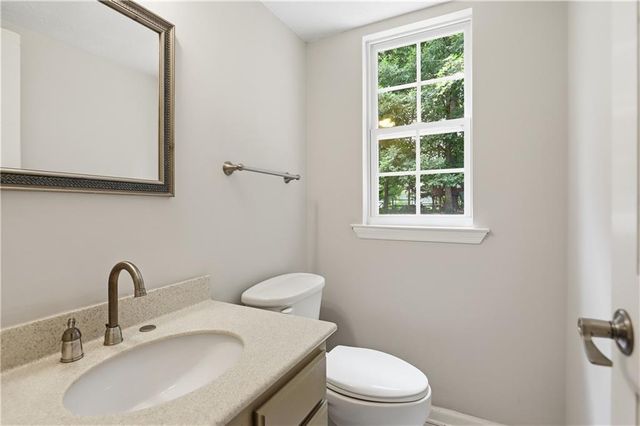 750 Cranberry Trail, Roswell, GA 30076