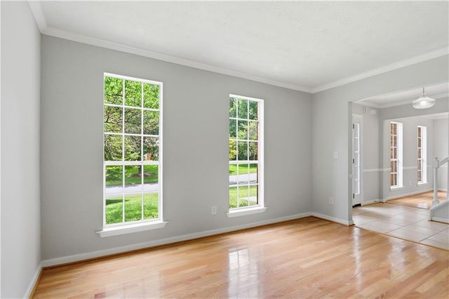 750 Cranberry Trail, Roswell, GA 30076