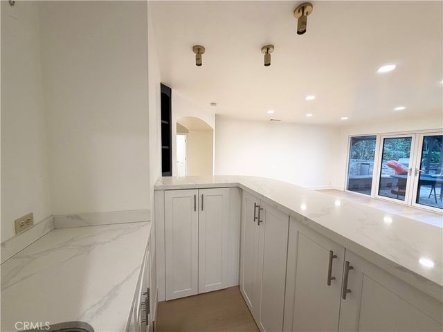 28 W Sycamore Avenue, Arcadia, CA 91006