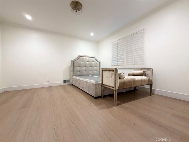 28 W Sycamore Avenue, Arcadia, CA 91006