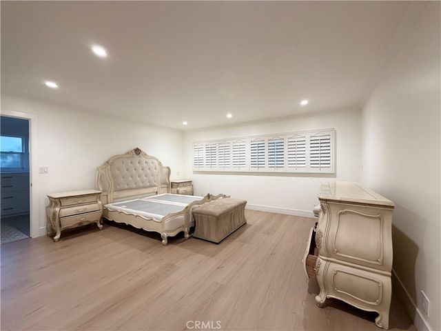 28 W Sycamore Avenue, Arcadia, CA 91006