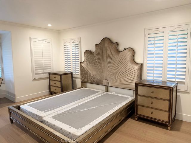 28 W Sycamore Avenue, Arcadia, CA 91006
