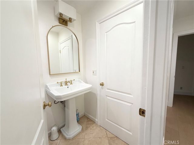 28 W Sycamore Avenue, Arcadia, CA 91006