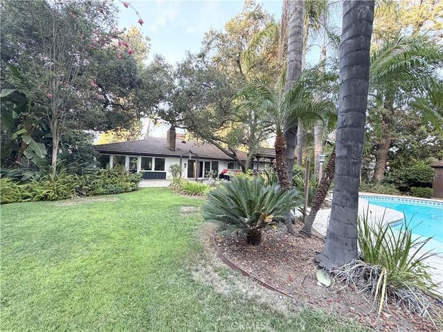 28 W Sycamore Avenue, Arcadia, CA 91006
