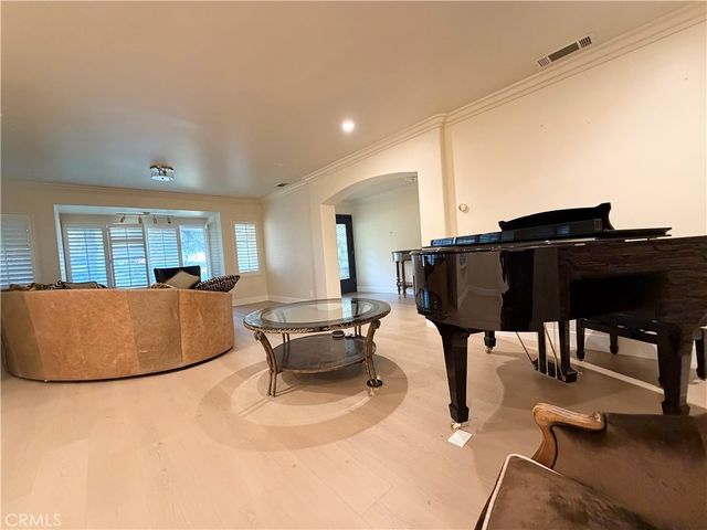 28 W Sycamore Avenue, Arcadia, CA 91006