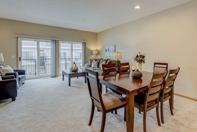 4333 Victor Path 3, Hugo, MN 55038