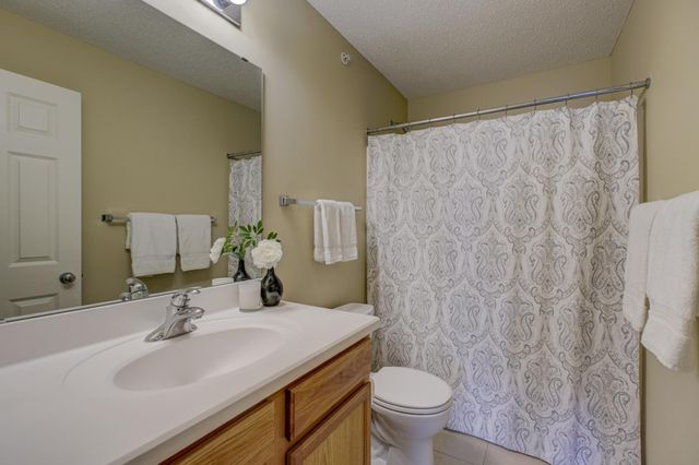 4333 Victor Path 3, Hugo, MN 55038