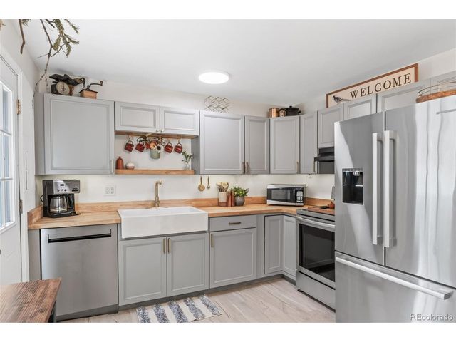 4107 Keats Pl, Colorado Springs, CO 80910