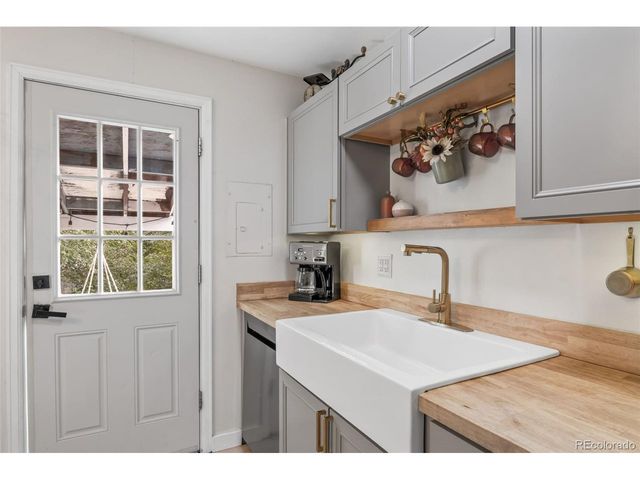 4107 Keats Pl, Colorado Springs, CO 80910