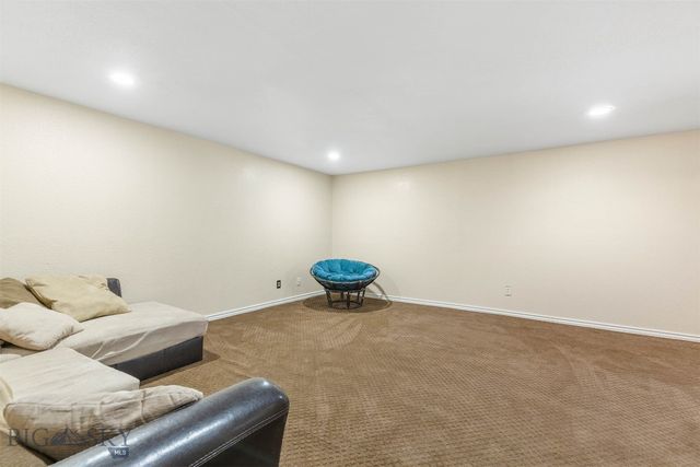 1010 Northern Pacific, Belgrade, MT 59714