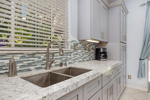 868 Panella Court, Oceanside, CA 92057