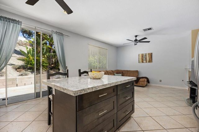868 Panella Court, Oceanside, CA 92057