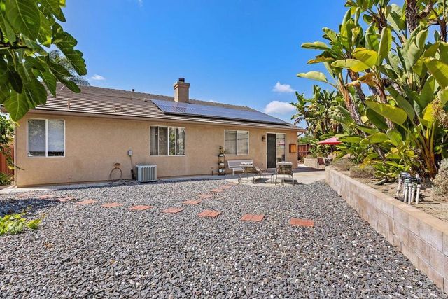 868 Panella Court, Oceanside, CA 92057