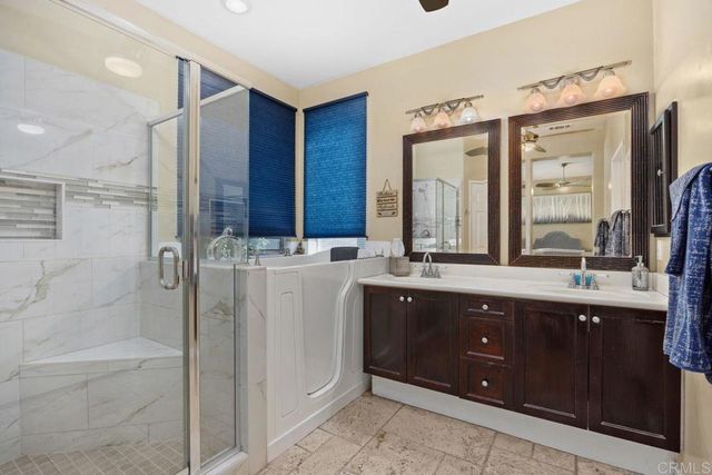 868 Panella Court, Oceanside, CA 92057