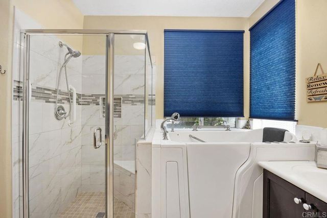 868 Panella Court, Oceanside, CA 92057