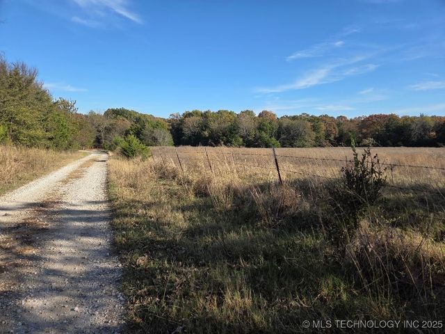 E 1200 Road, Eufaula, OK 74432