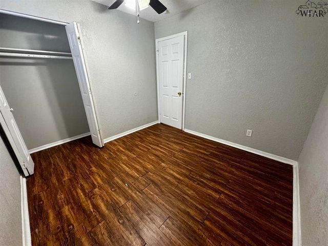 1710 10TH STREET, Wichita Falls, TX 76301