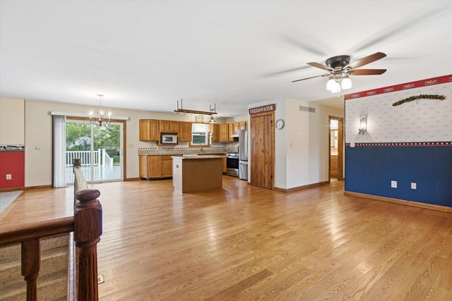 3458 Taggett Lake Drive, Highland, MI 48357
