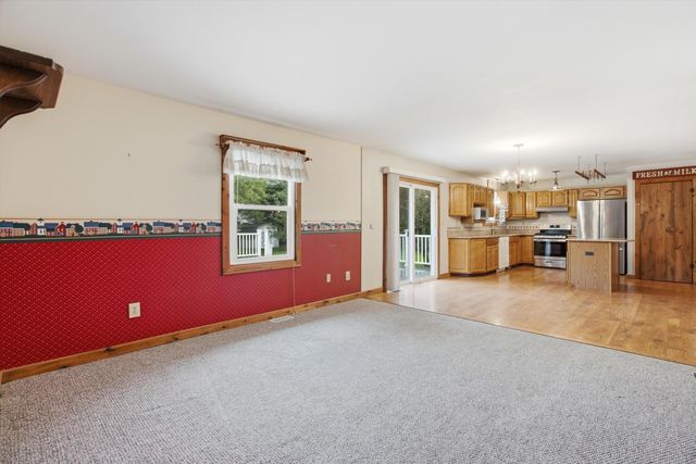 3458 Taggett Lake Drive, Highland, MI 48357