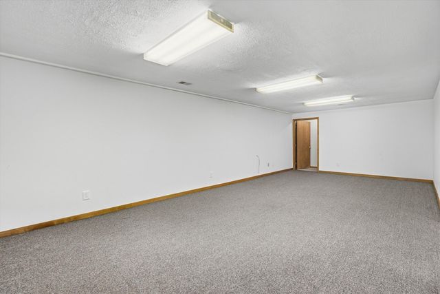 3458 Taggett Lake Drive, Highland, MI 48357