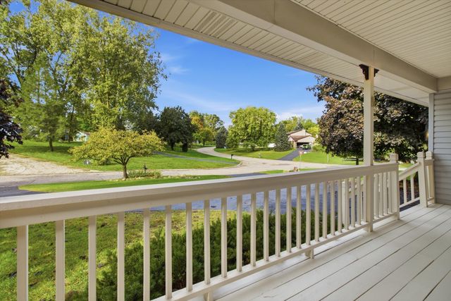 3458 Taggett Lake Drive, Highland, MI 48357