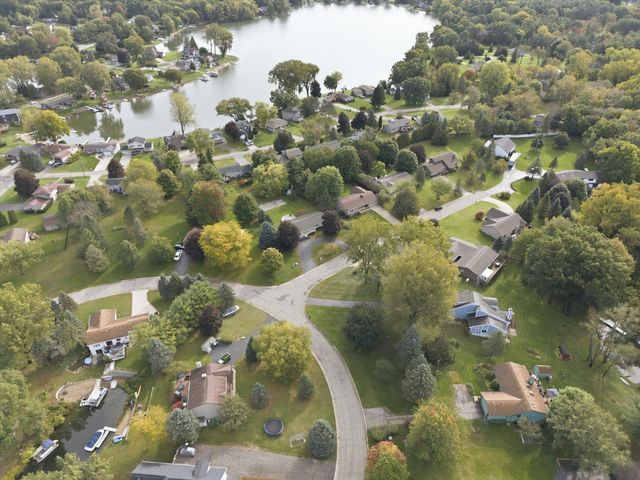 3458 Taggett Lake Drive, Highland, MI 48357