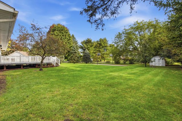 3458 Taggett Lake Drive, Highland, MI 48357