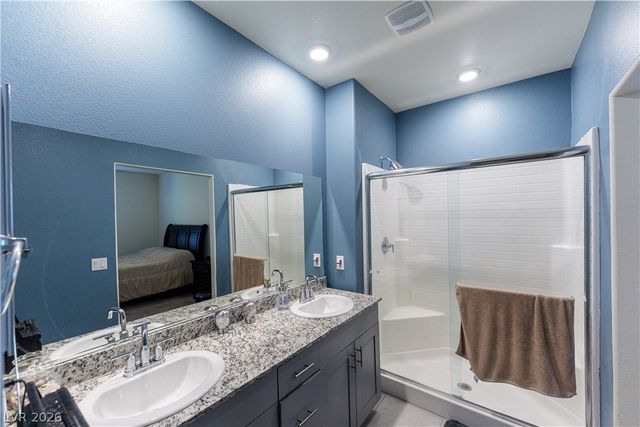10944 Stone Crossing Avenue, Las Vegas, NV 89166