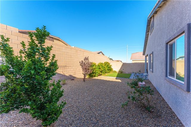 10944 Stone Crossing Avenue, Las Vegas, NV 89166
